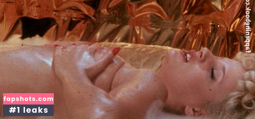 Kari Klark gallery photo #3