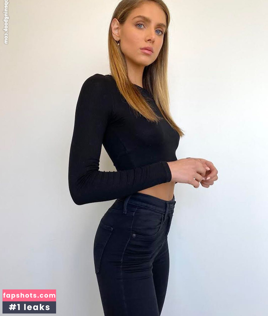 Kari Riley Nude Leaks OnlyFans Photos #118 - LeakJerk