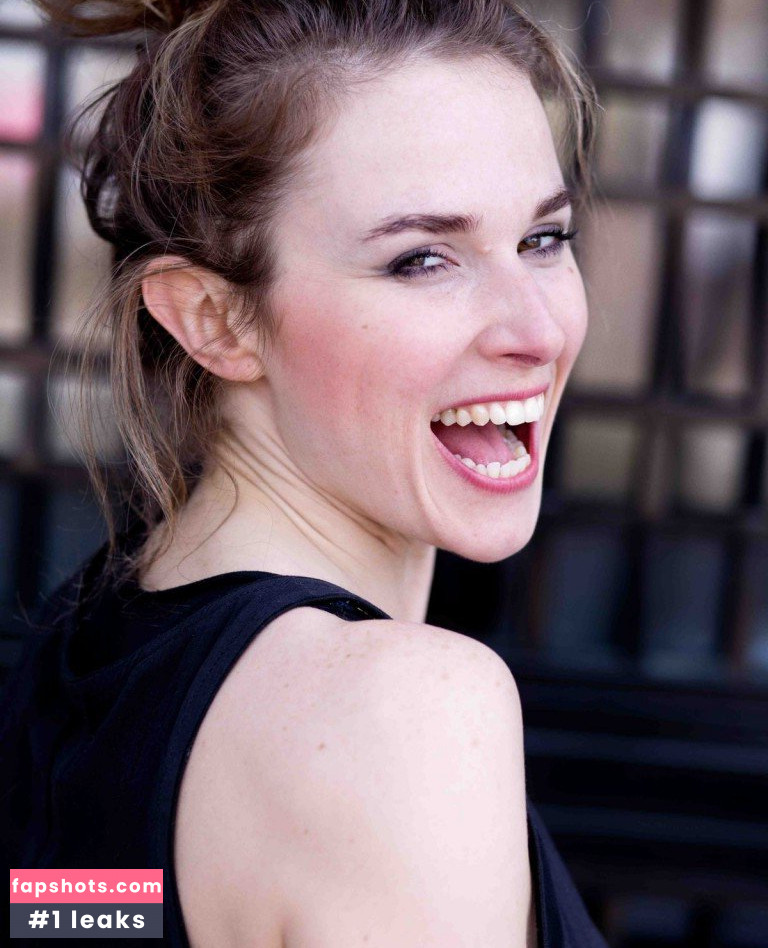 Karin Hanczewski gallery photo #41