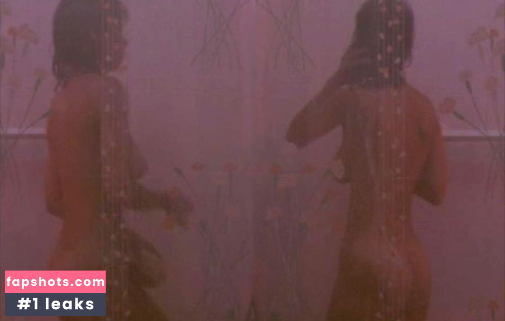 Karin Mani gallery photo #6