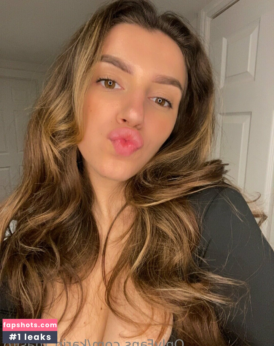 Karin Masito gallery photo #46