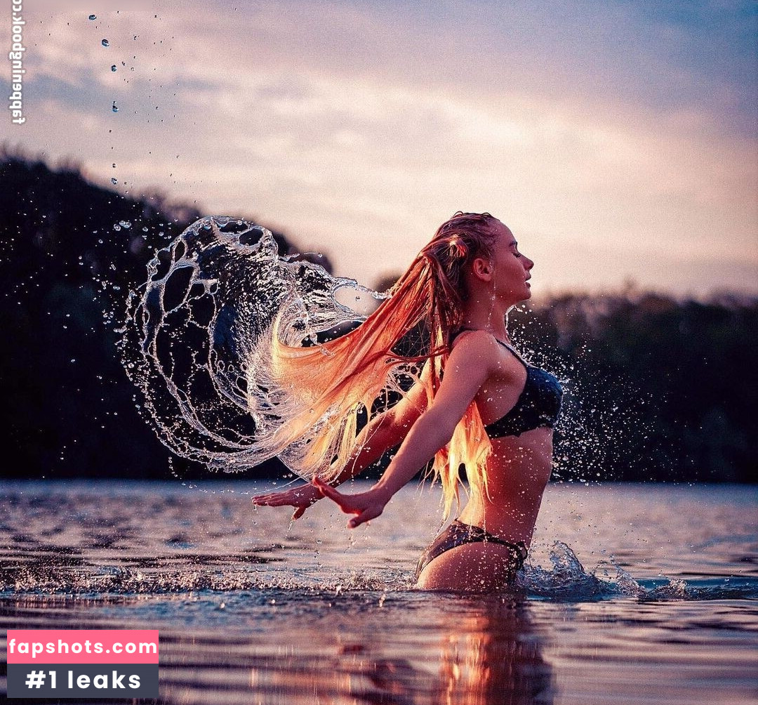 Karina Alexandrowna gallery photo #8