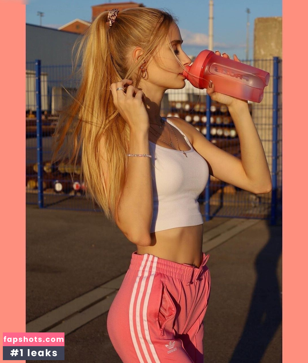 Karina Alexandrowna gallery photo #9