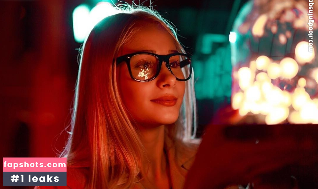 Karina Alexandrowna nude babe gallery