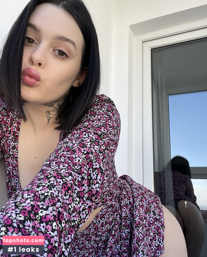 karina_in_love gallery photo #33