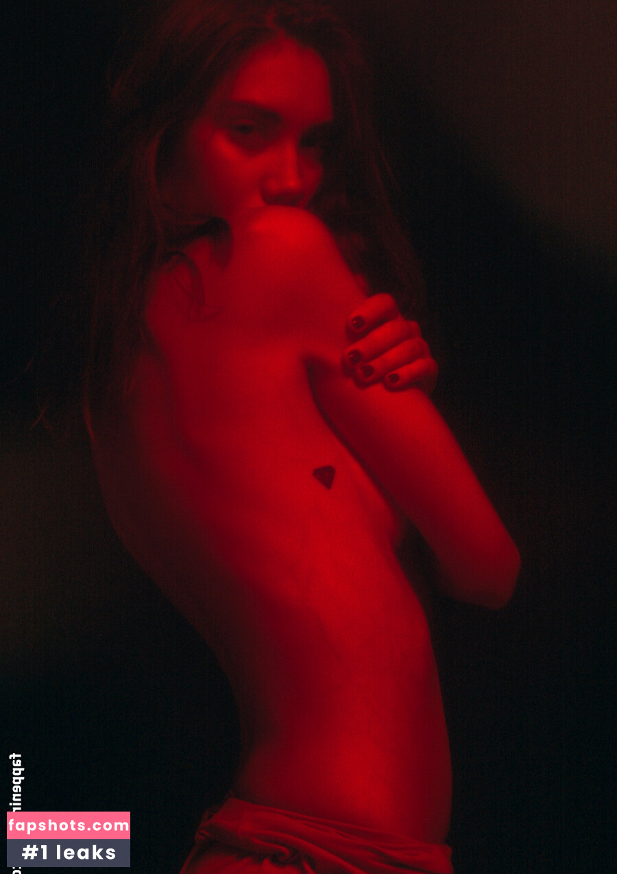 Karina Istomina gallery photo #7