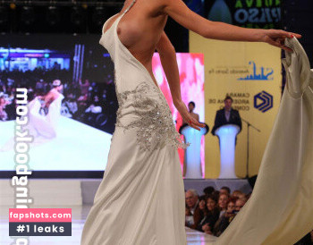 Karina Jelinek Nahé úniky fotek pouze od fanoušků #28 - Fapshots