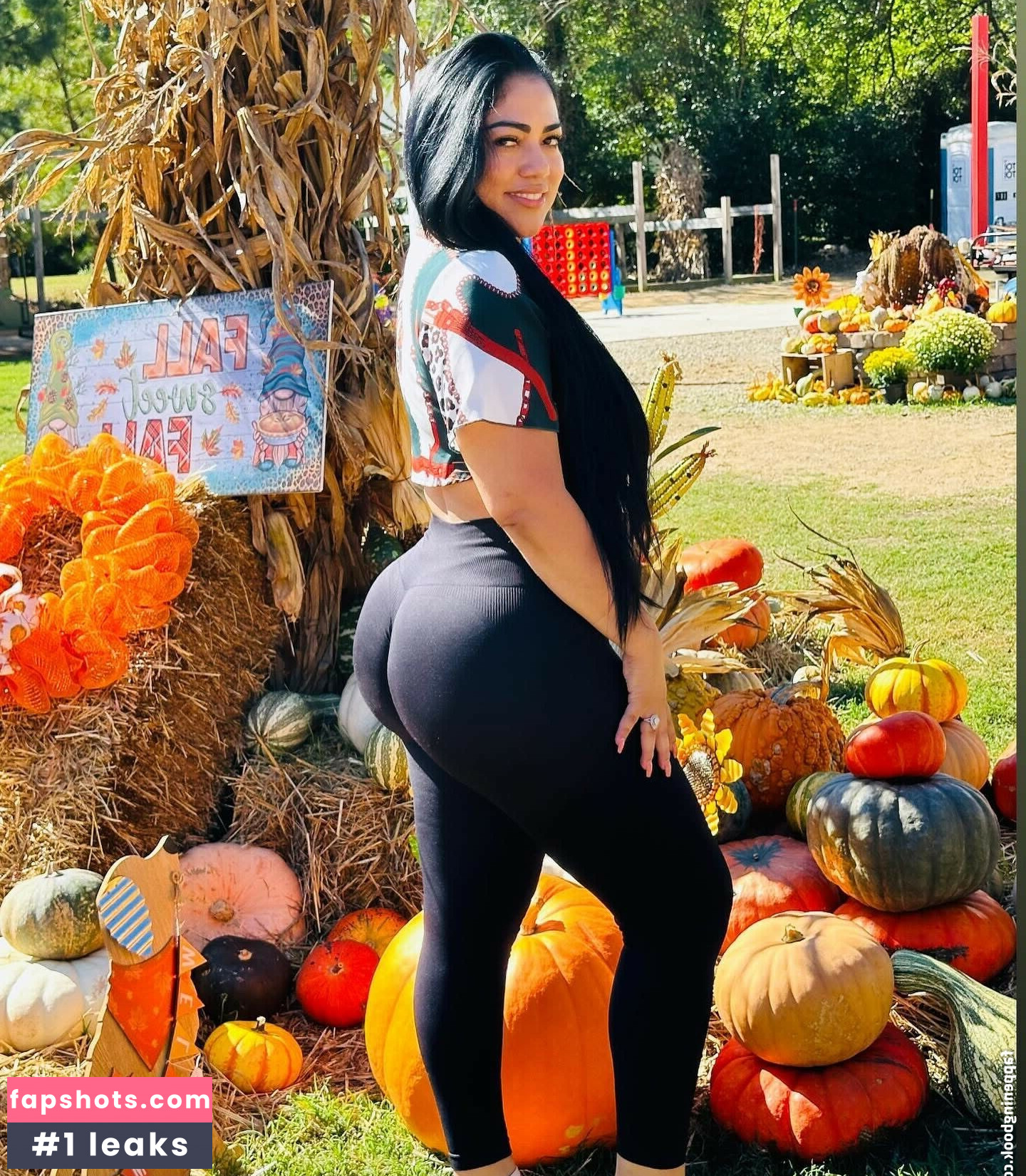 Karina Medina gallery photo #9