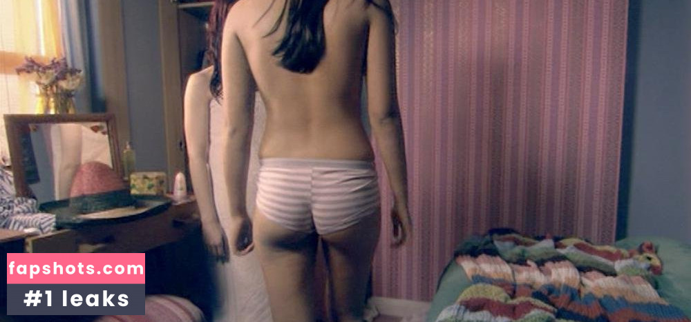 Karina Minhas gallery photo #3