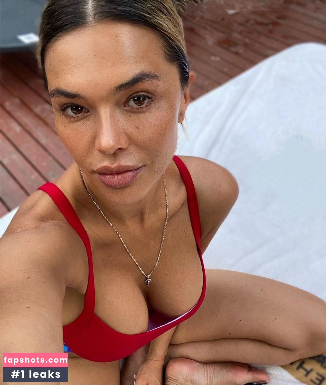 Karina Zvereva gallery photo #28