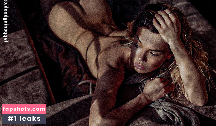 Karina Zvereva gallery photo #30