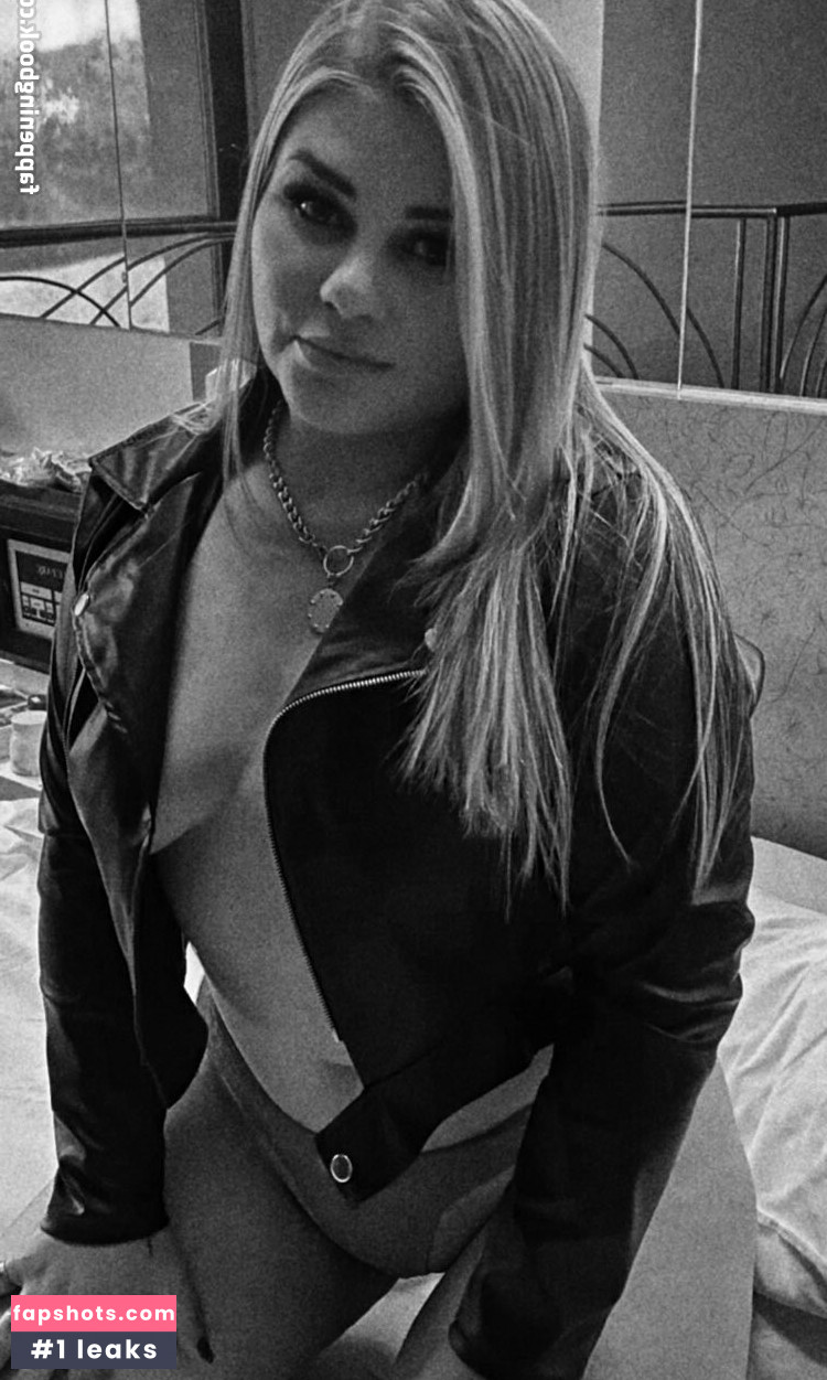 Karine Borges Nude Leaks OnlyFans Photos #2 - LeakJerk