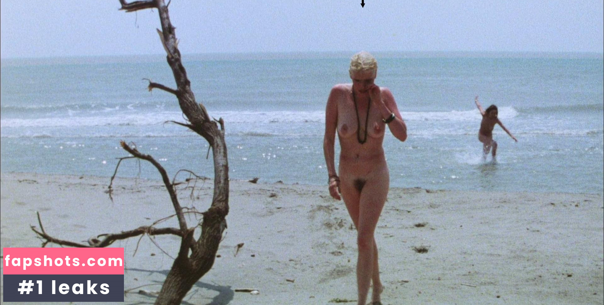 Karine Gambier gallery photo #28