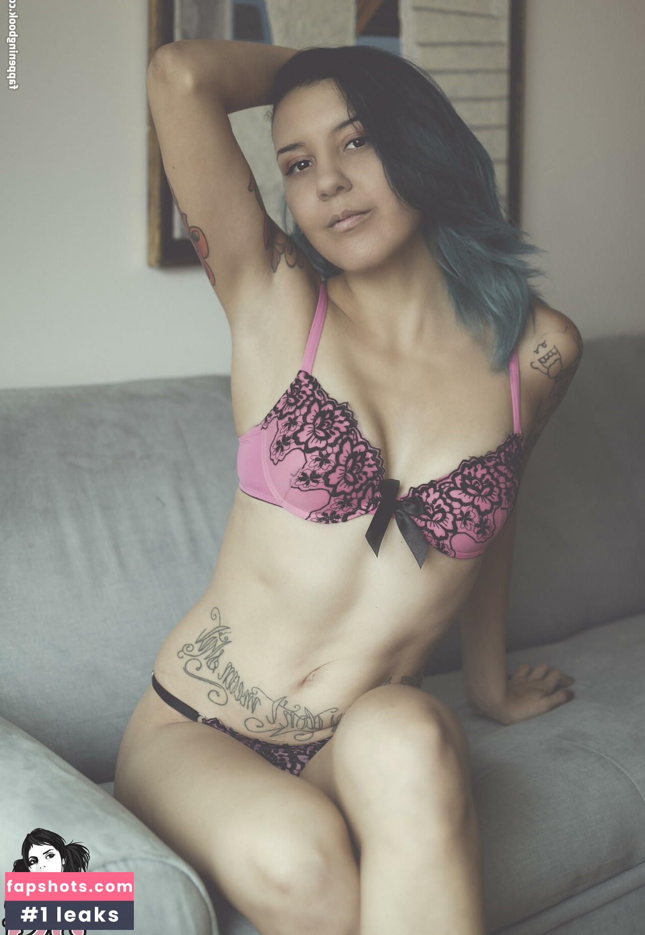 Karine Moraes gallery photo #6