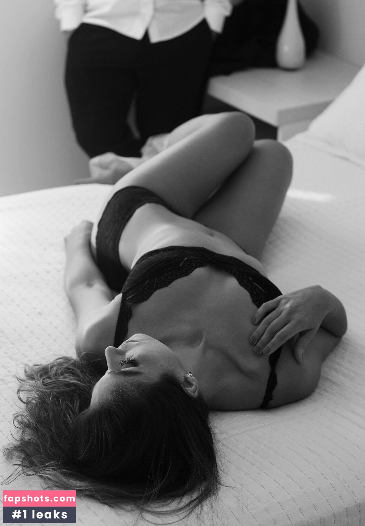 Karine Tauber gallery photo #44