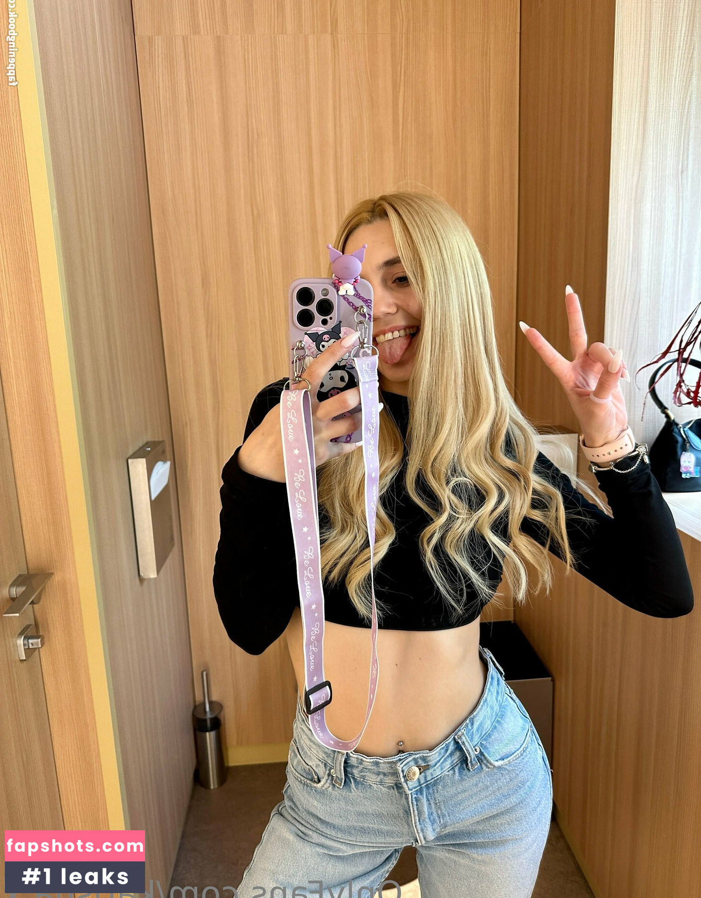 karisha.x gallery photo #75