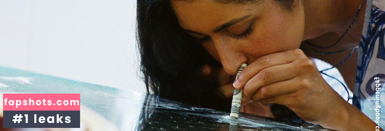 Karishma Ahluwalia gallery photo #11