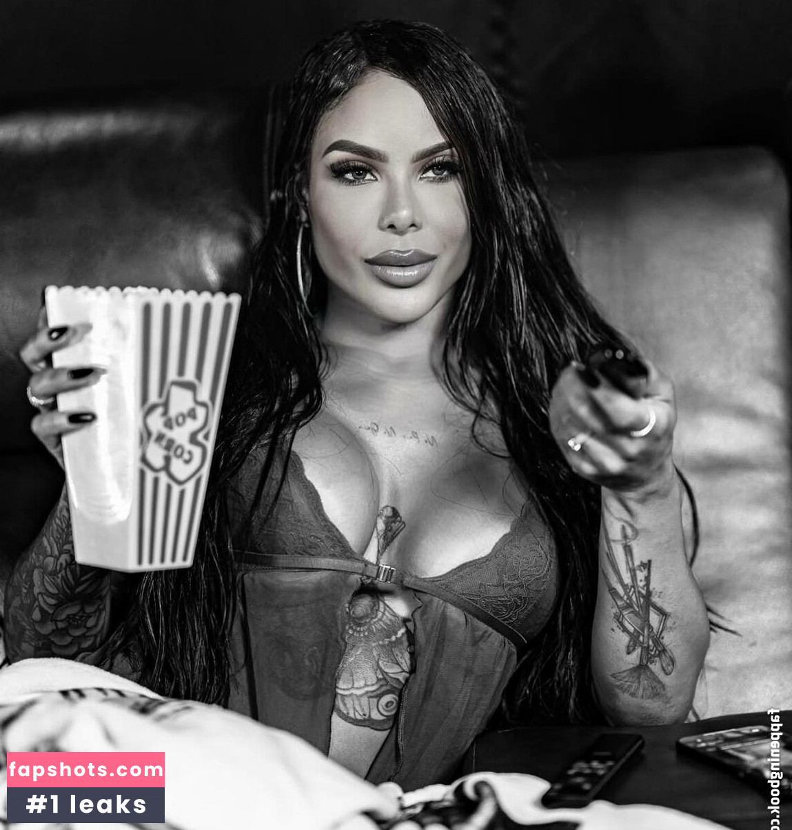 Karishna Ayala gallery photo #3