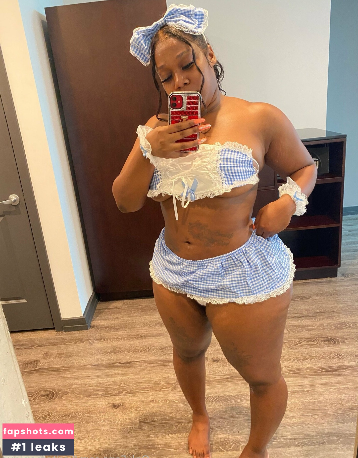 karitamonique gallery photo #24