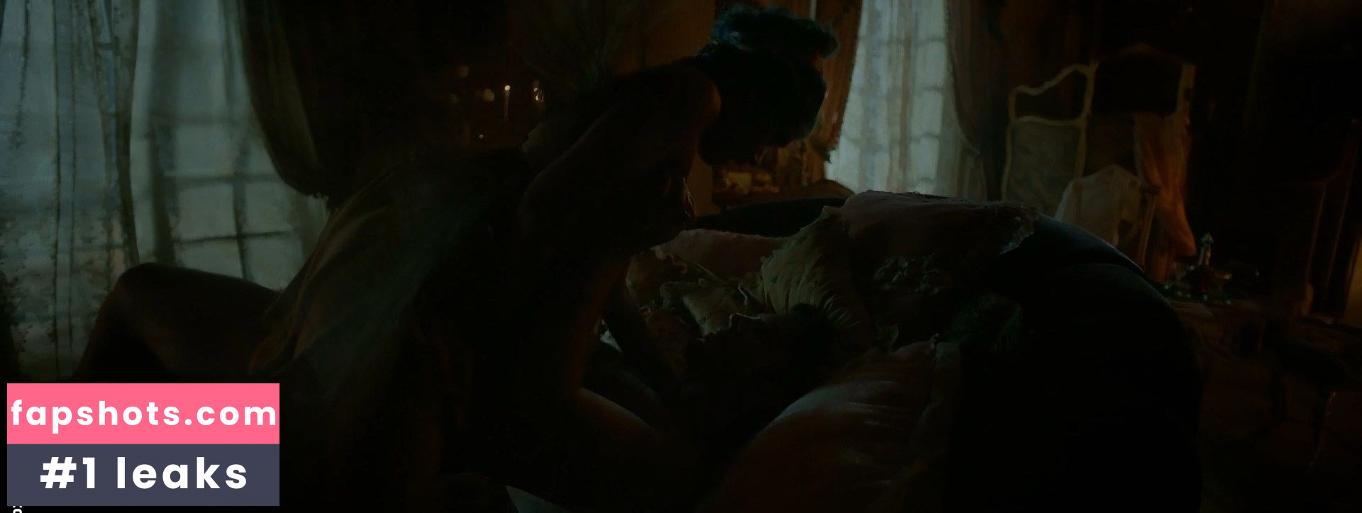 Karla Crome gallery photo #3