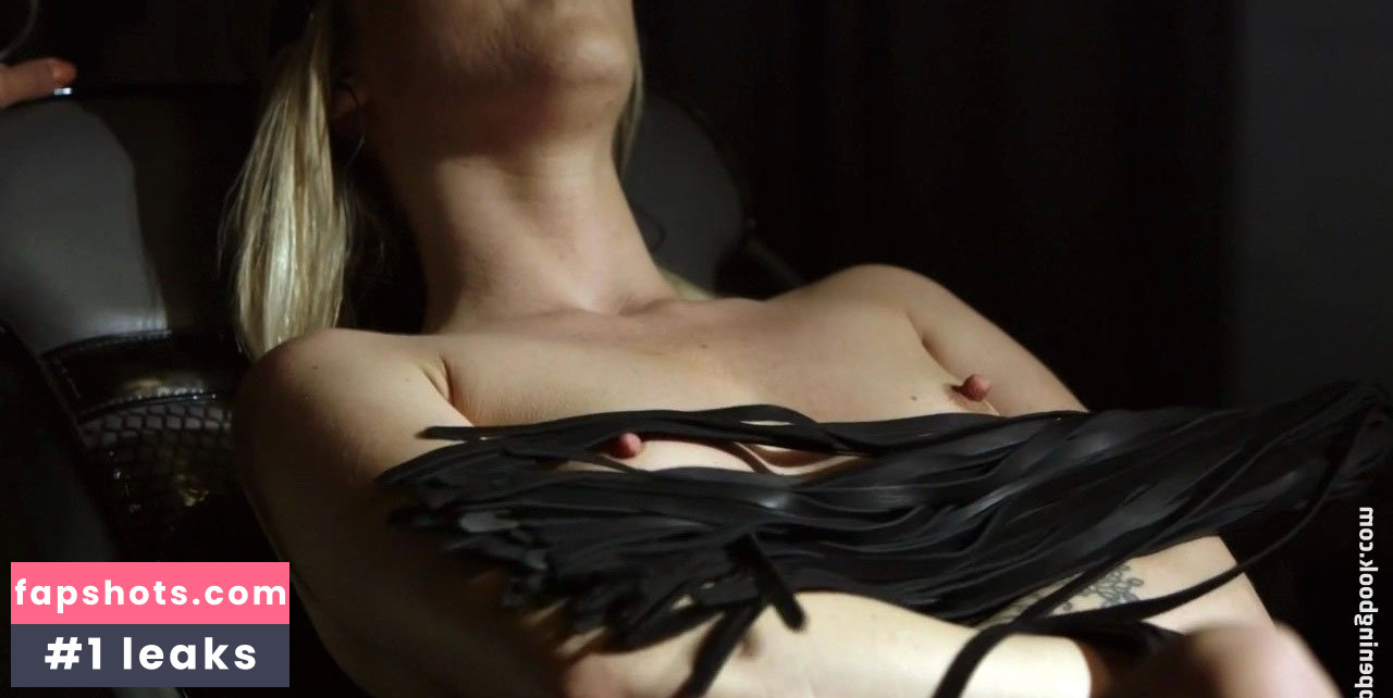 Karla Kush gallery photo #147