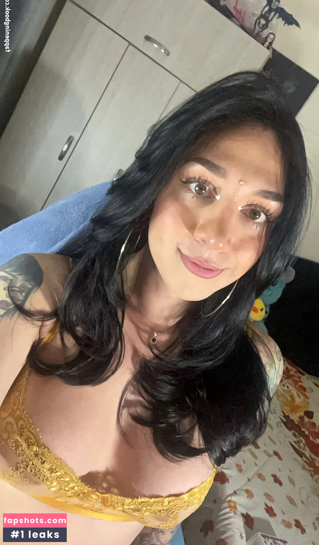 Karla_Zambrano gallery photo #7