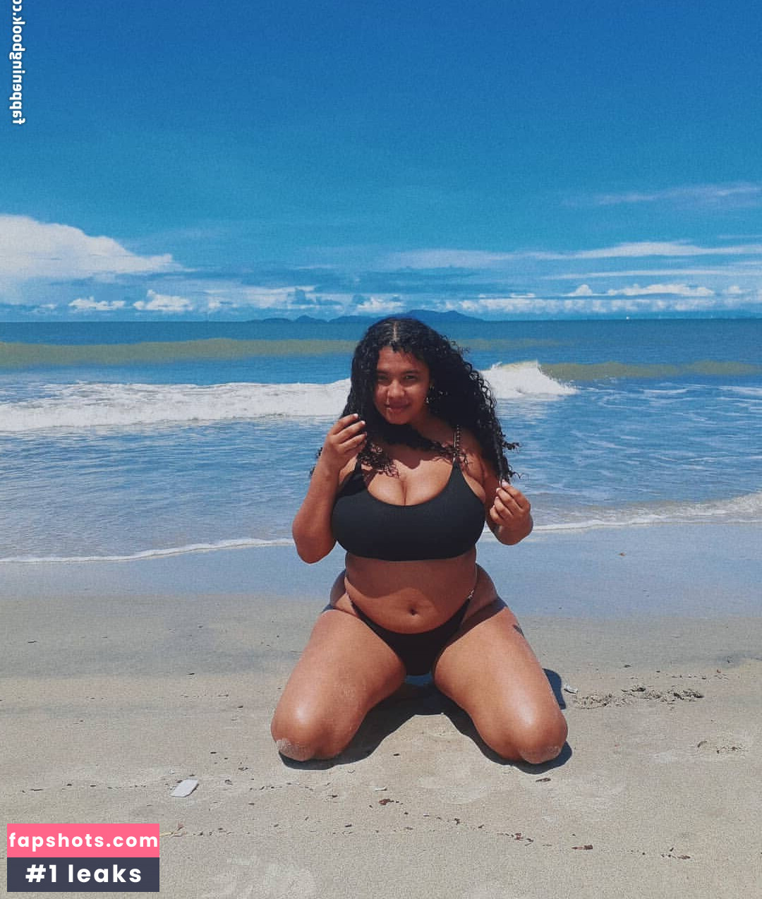 Karlamelito gallery photo #13