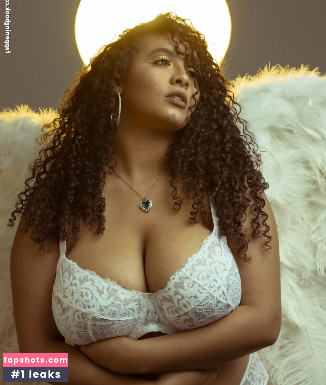 Karlamelito gallery photo #16