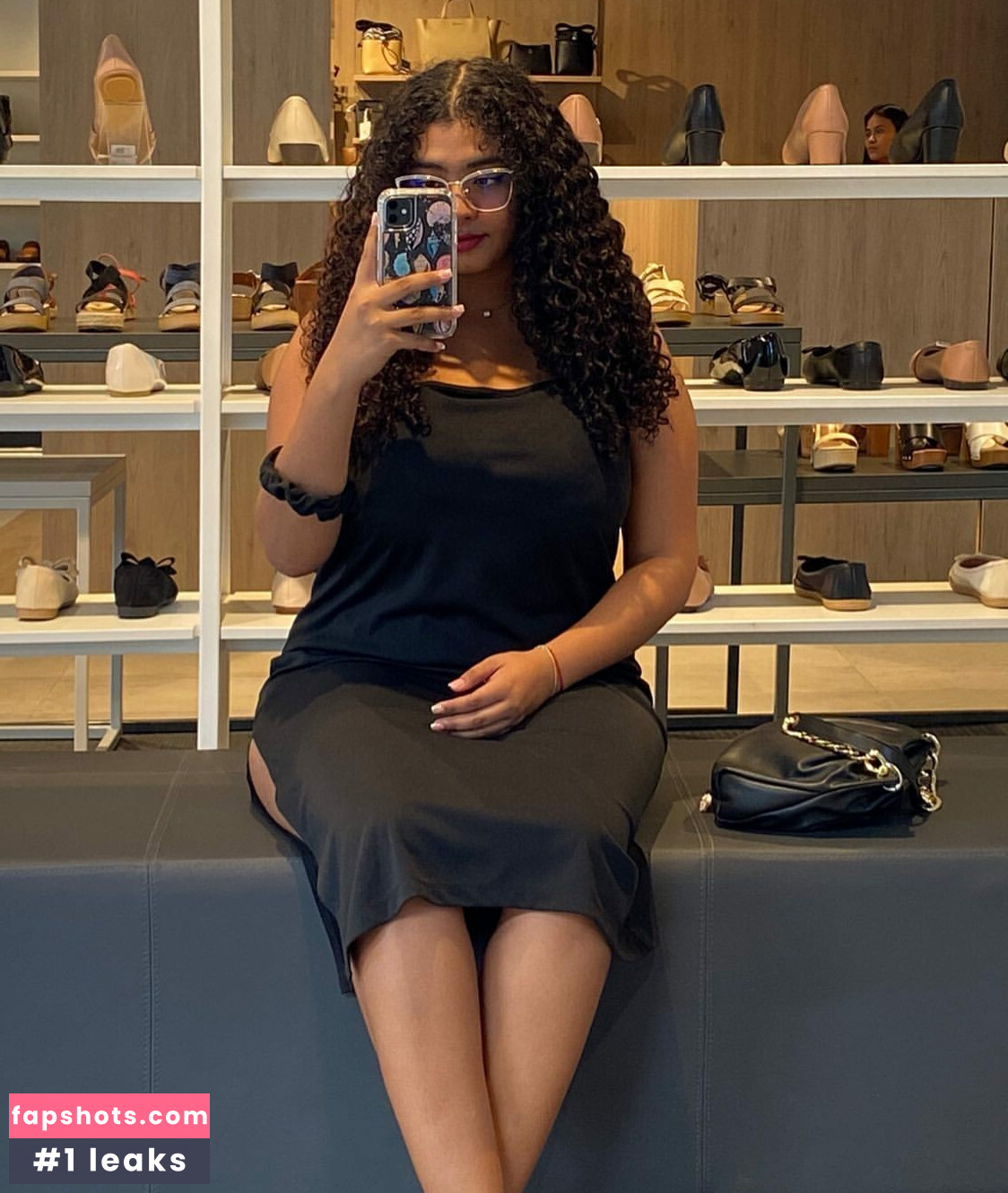 Karlamelito gallery photo #21