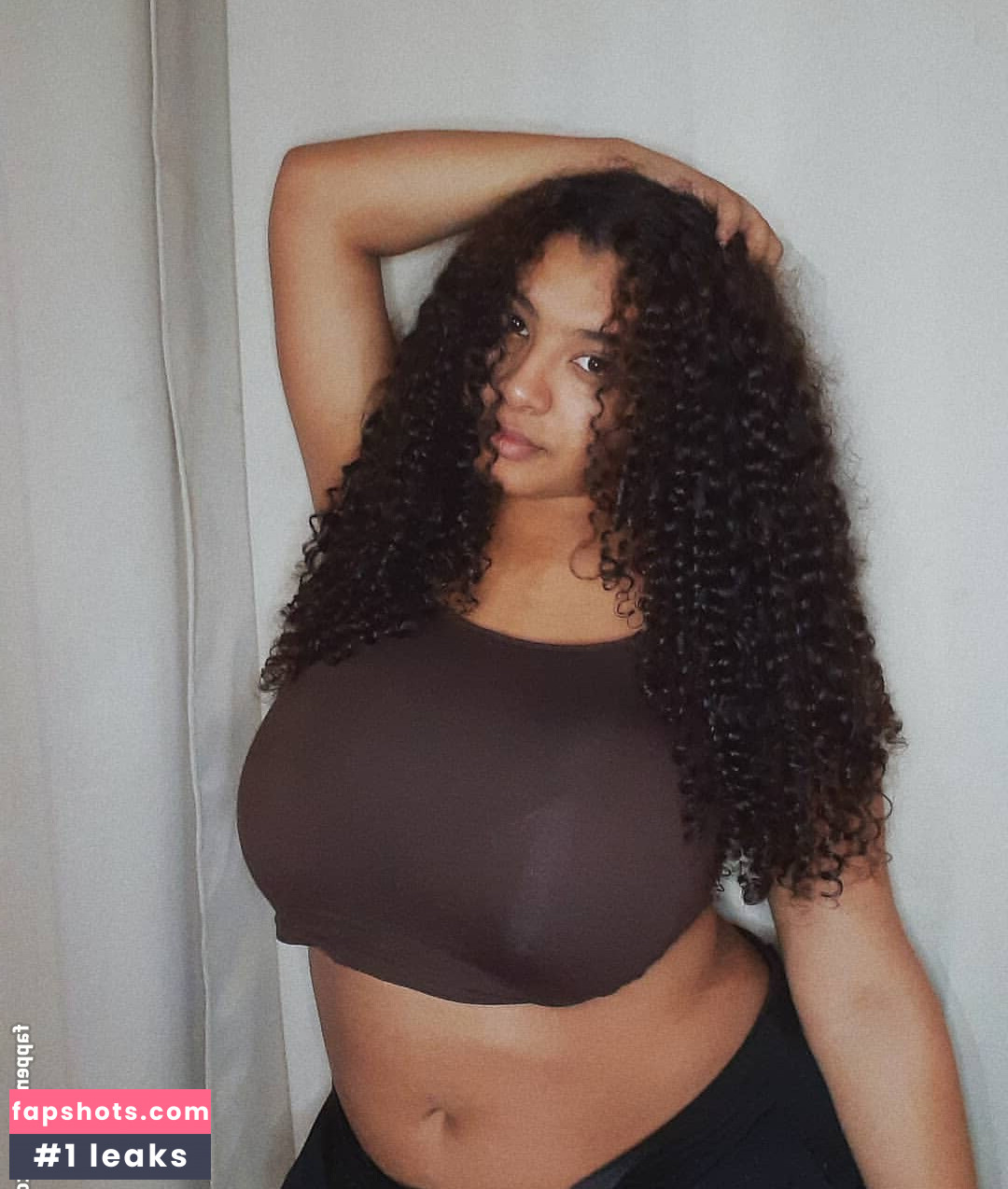 Karlamelito gallery photo #10