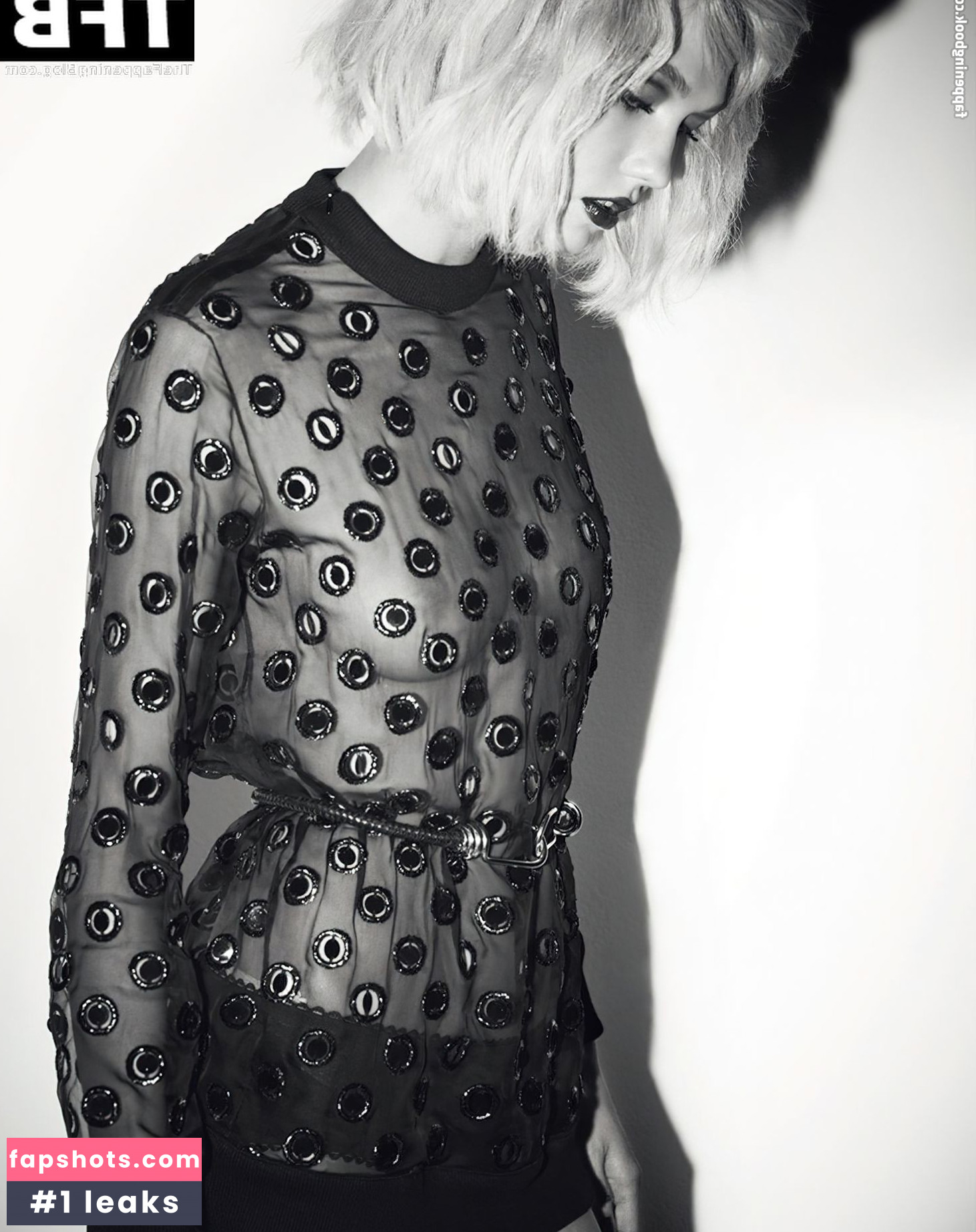 Karlie Kloss gallery photo #125