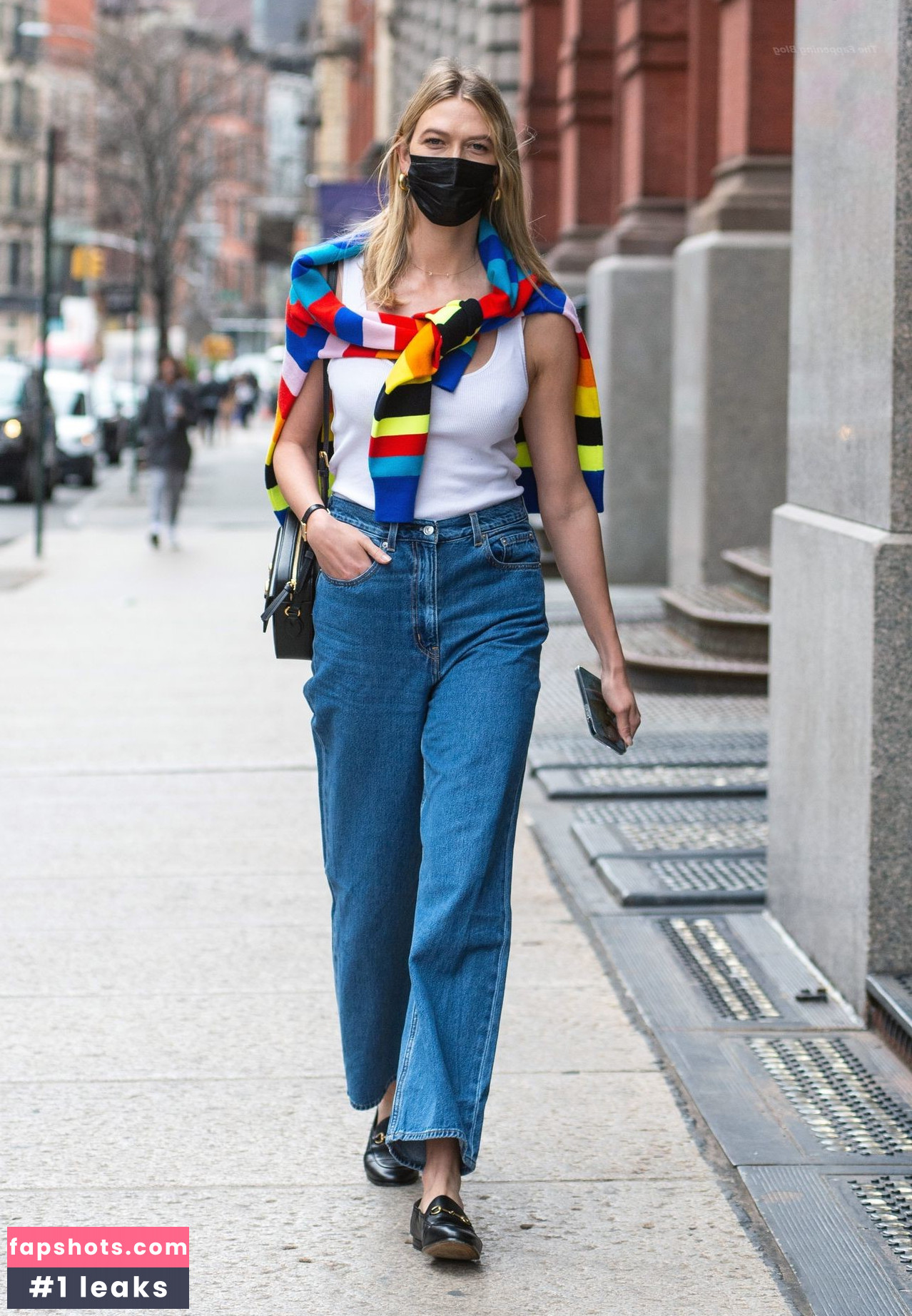 Karlie Kloss gallery photo #145