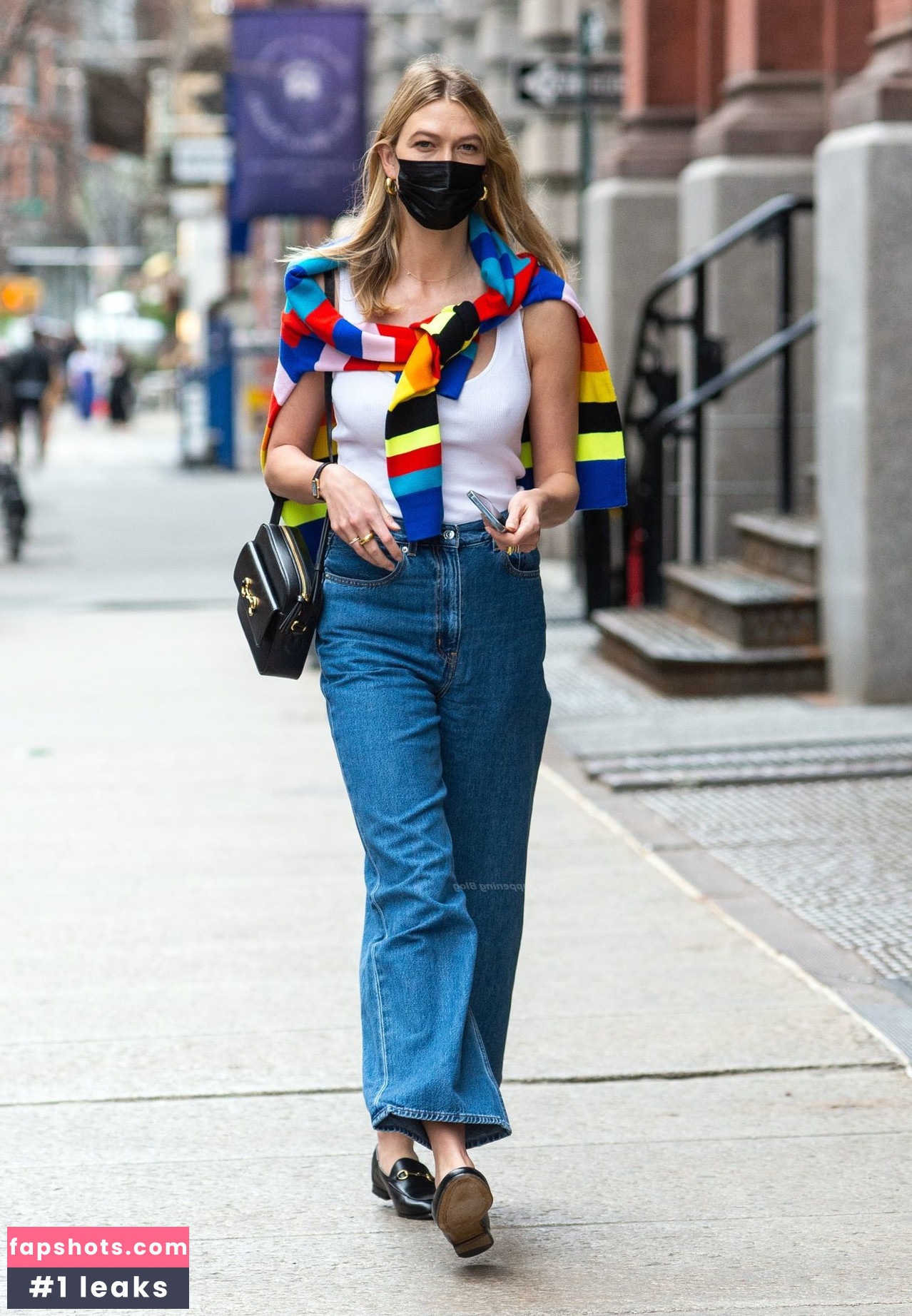 Karlie Kloss gallery photo #146