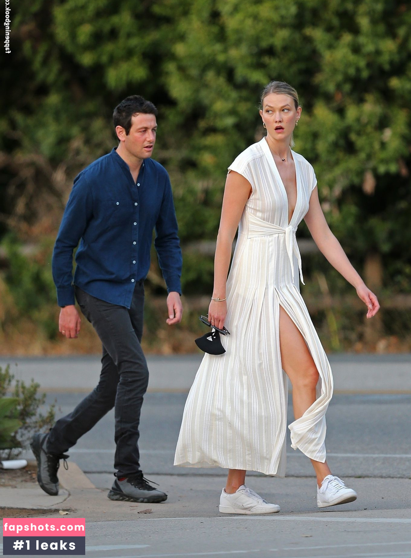 Karlie Kloss gallery photo #151