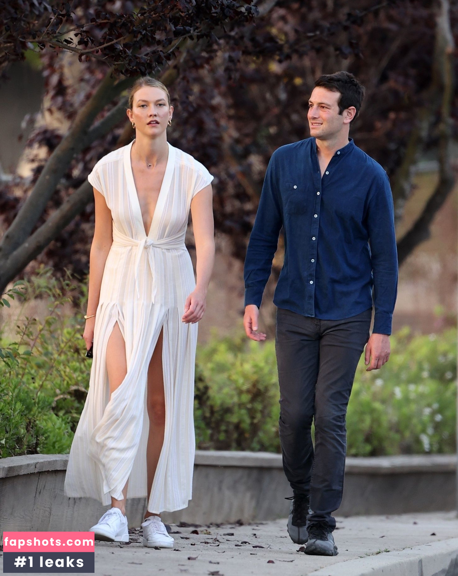 Karlie Kloss gallery photo #155