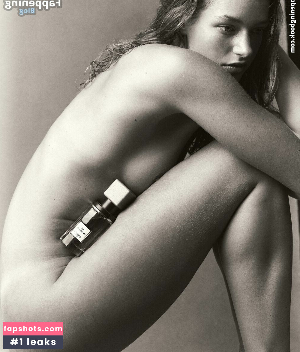 Karlijn Kusters gallery photo #13