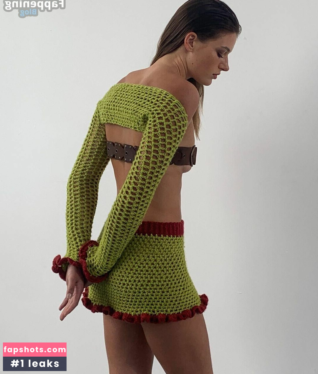 Karlijn Kusters gallery photo #16