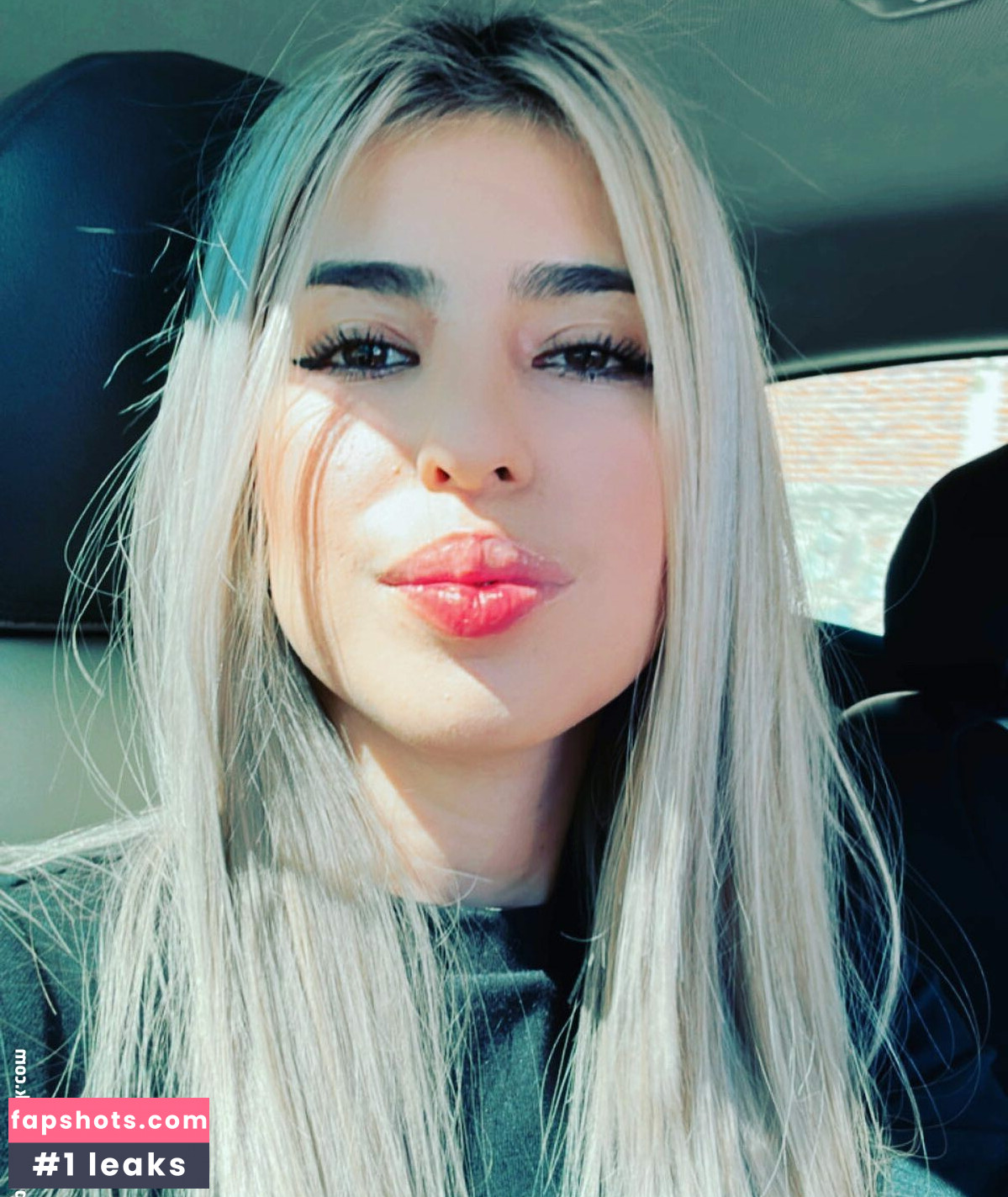 Karol Smith gallery photo #59