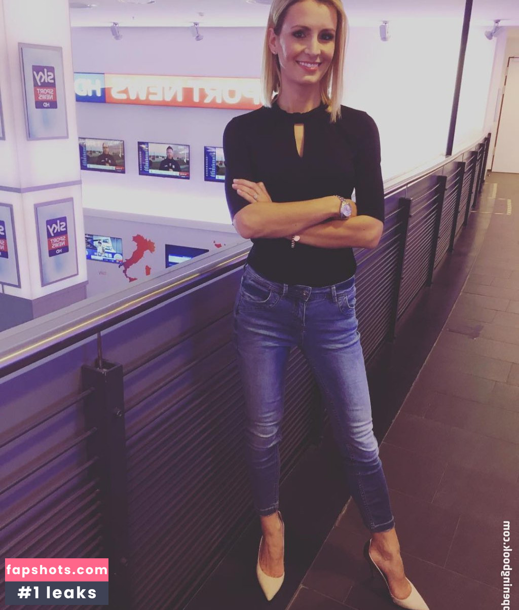 Karolin Kandler gallery photo #5