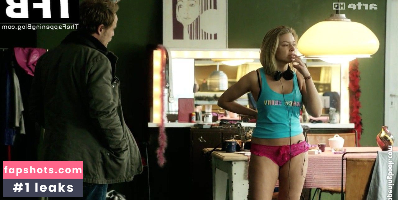 Karolina Lodyga gallery photo #12