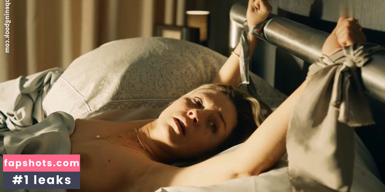 Karolina Lodyga gallery photo #40