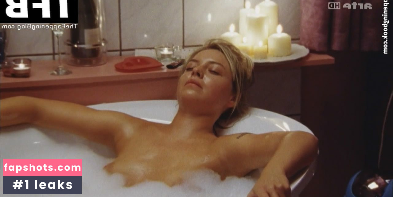 Karolina Lodyga gallery photo #9