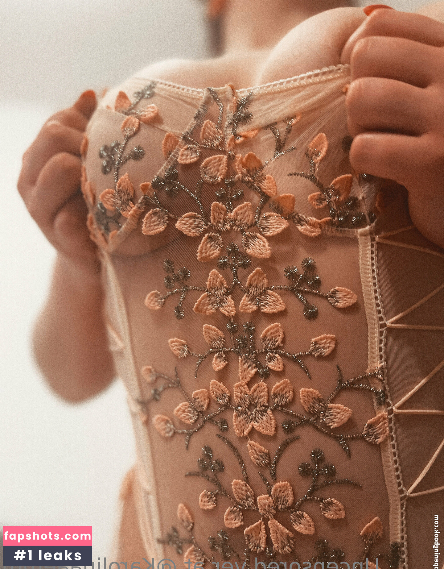 karolinaem_free gallery photo #40