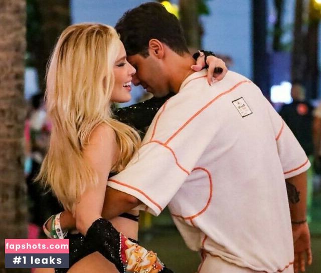 Karoline Lima gallery photo #52