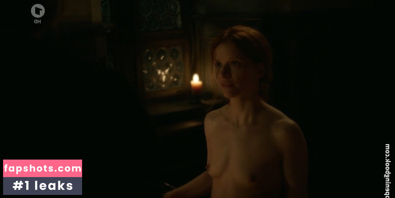 Karoline Schuch gallery photo #29