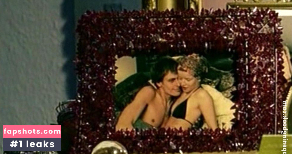 Karoline Schuch gallery photo #32