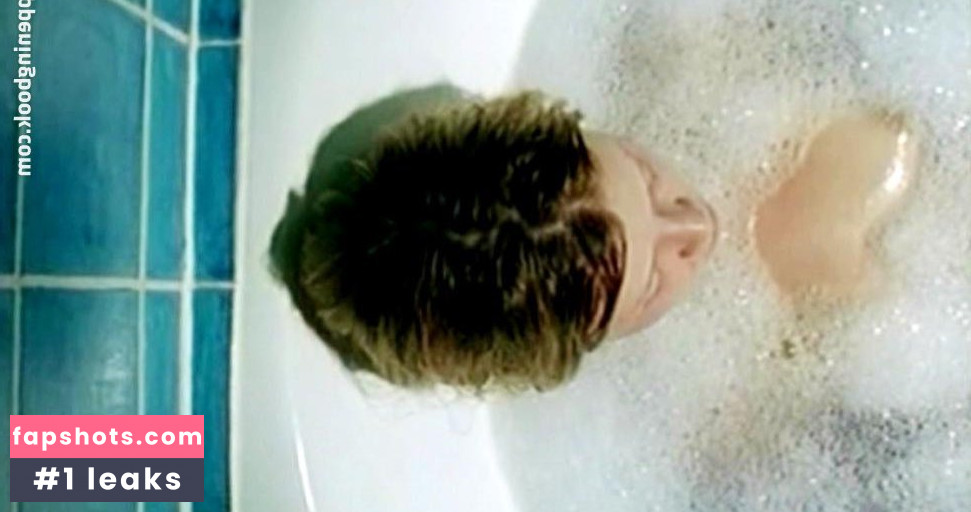 Karoline Schuch gallery photo #33