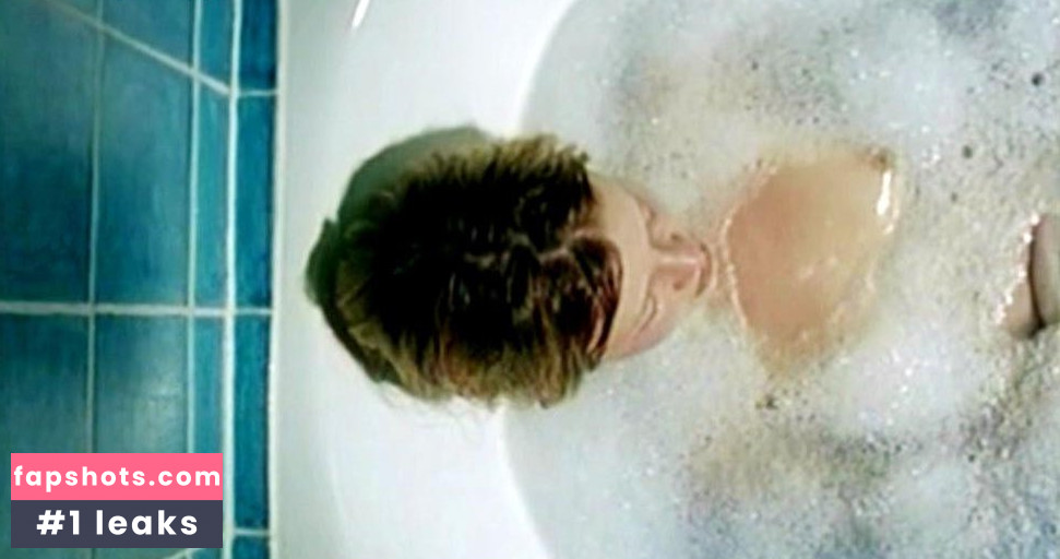 Karoline Schuch gallery photo #34