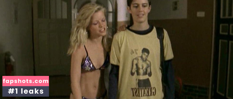 Karoline Schuch gallery photo #40