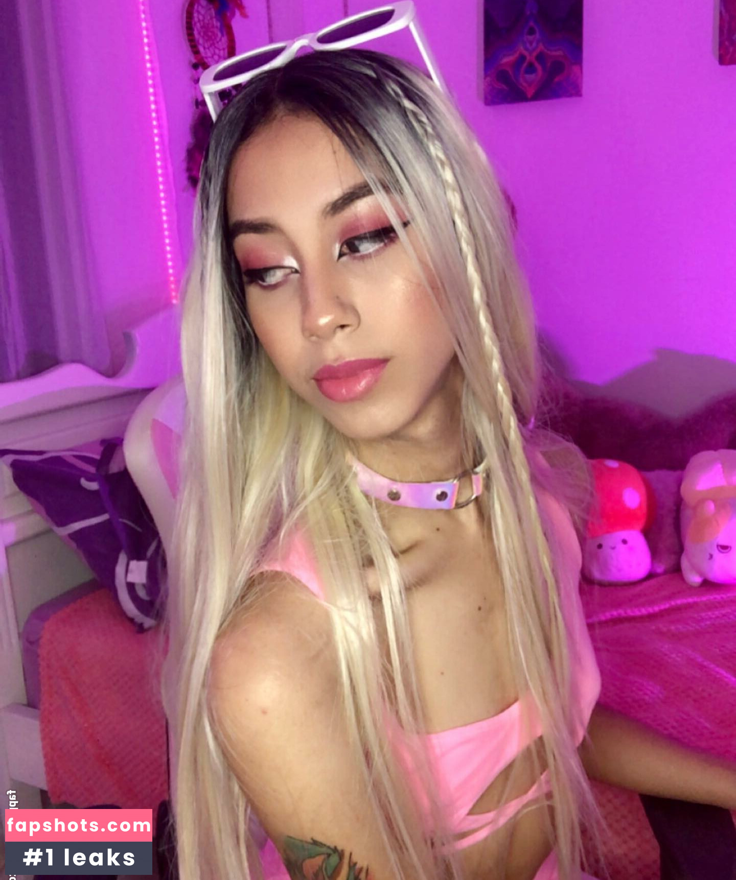 Karoll Valencia gallery photo #13